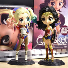 Load image into Gallery viewer, 15cm Wonder Woman &amp; Harley Quinn